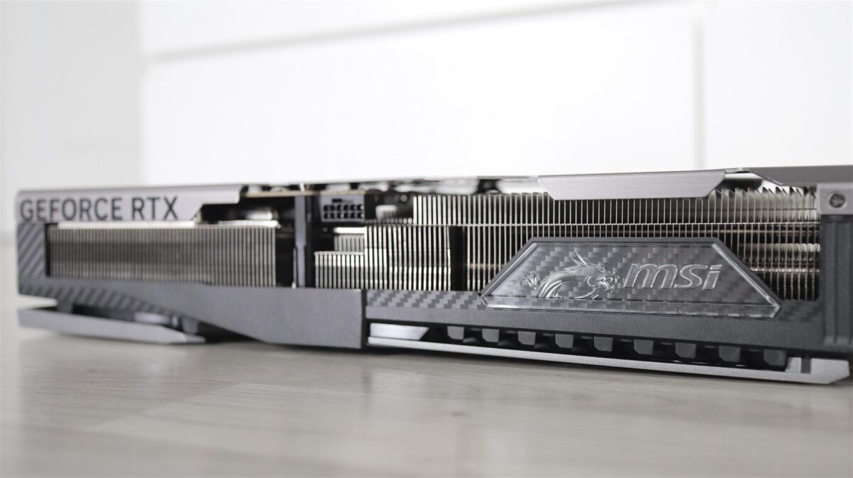PlacÄ video MSI GeForce RTX 5070 Ti 16G VANGUARD SOC LAUNCH EDITION – review