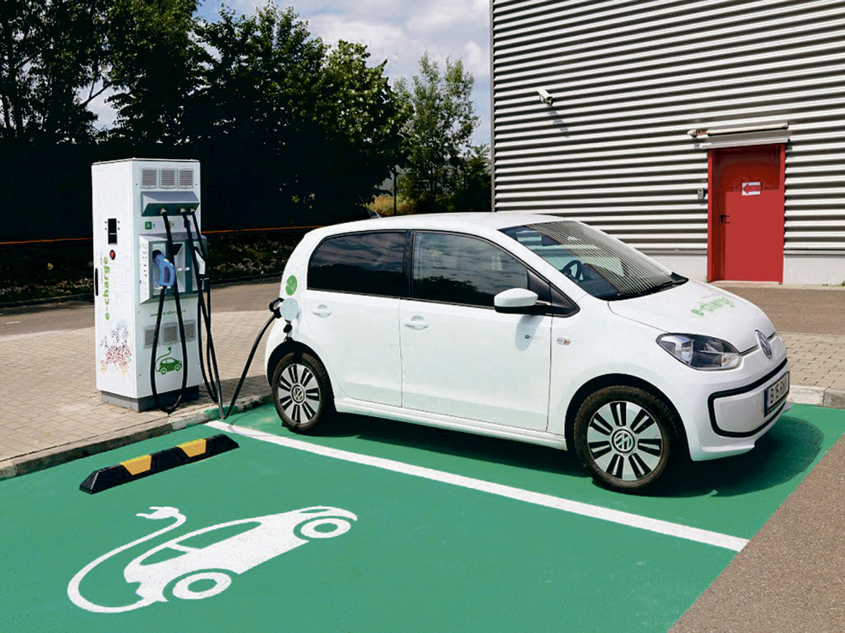 Marea Britanie va Ã®nlocui pierderile din accize, cu taxarea la milÄ pentru maÅinile electrice Åi PHEV (se va aplica din aprilie 2028)