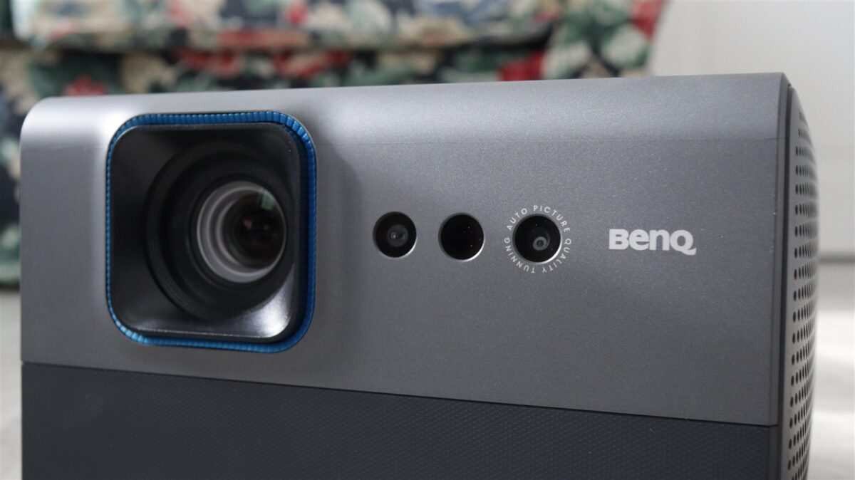 Proiector smart 4K BenQ GP520 - review