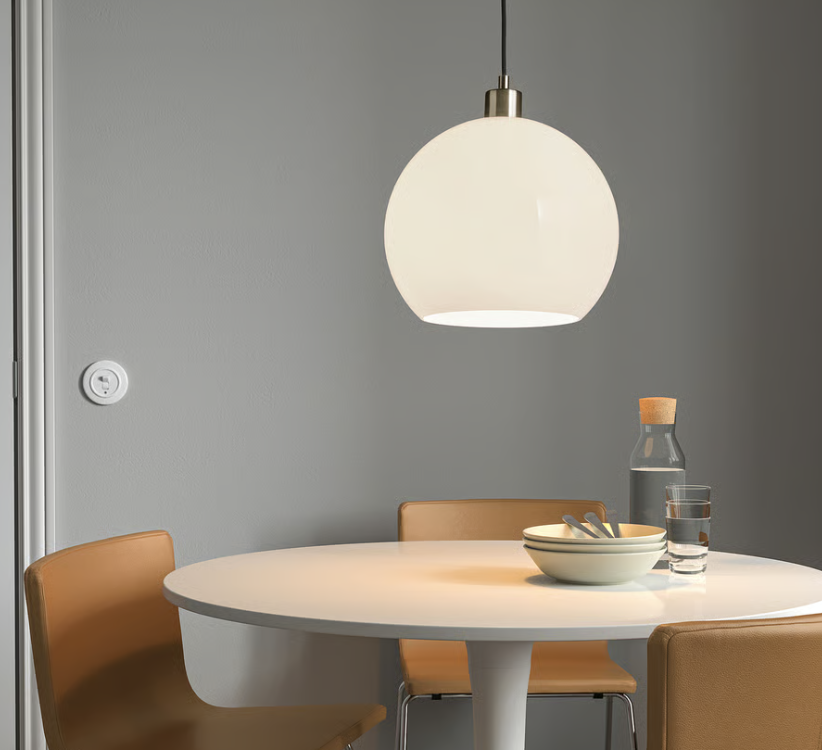 5 gadgets de la IKEA – ep. 6 (senzor smart pentru calitatea aerului, Ã®ncÄrcÄtor Èi baterii reÃ®ncÄrcabile, difuzor bluetooth etc)