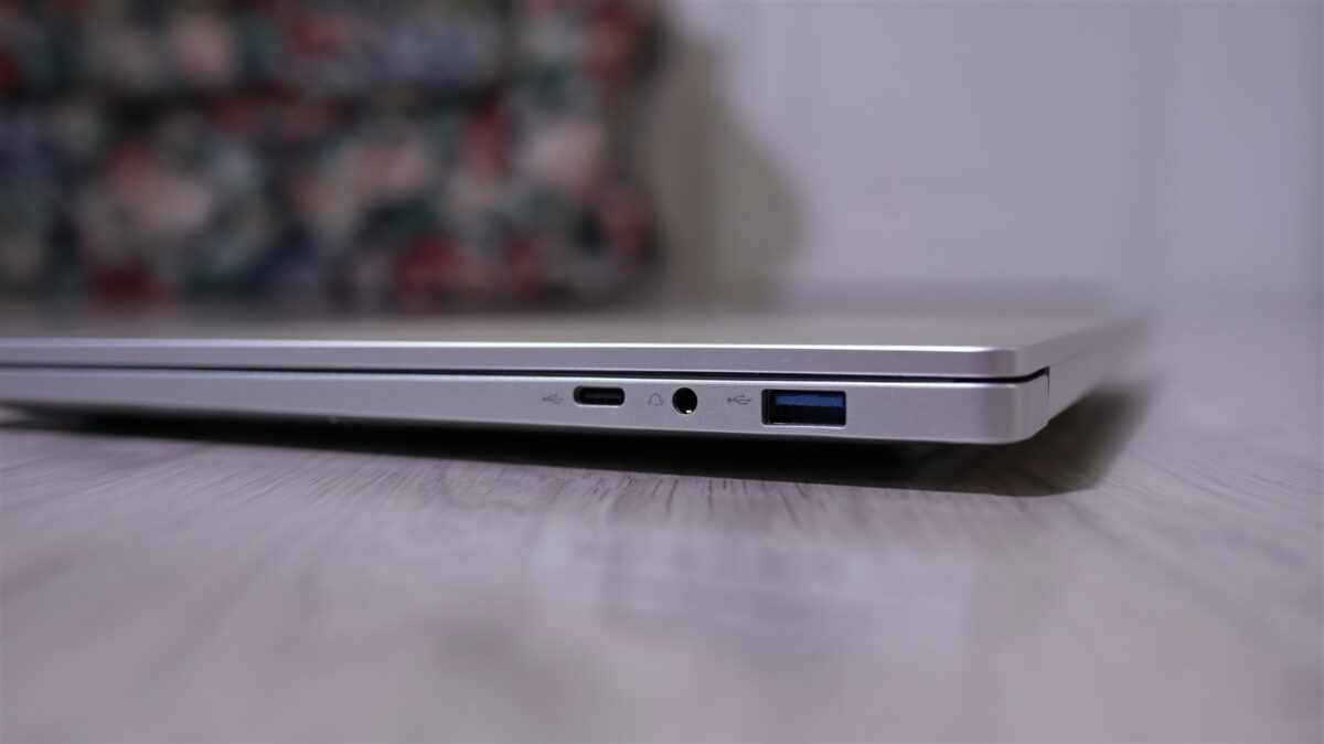 Laptop Ninkear S14 - review