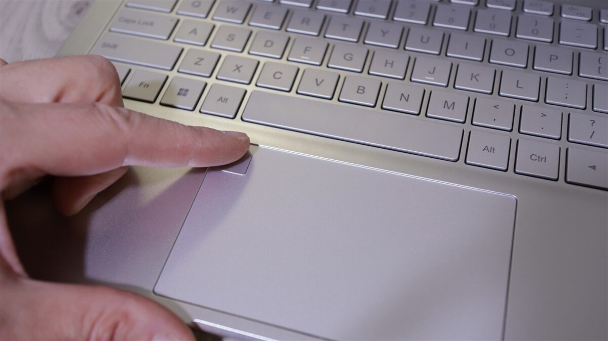 Laptop Ninkear S14 - review