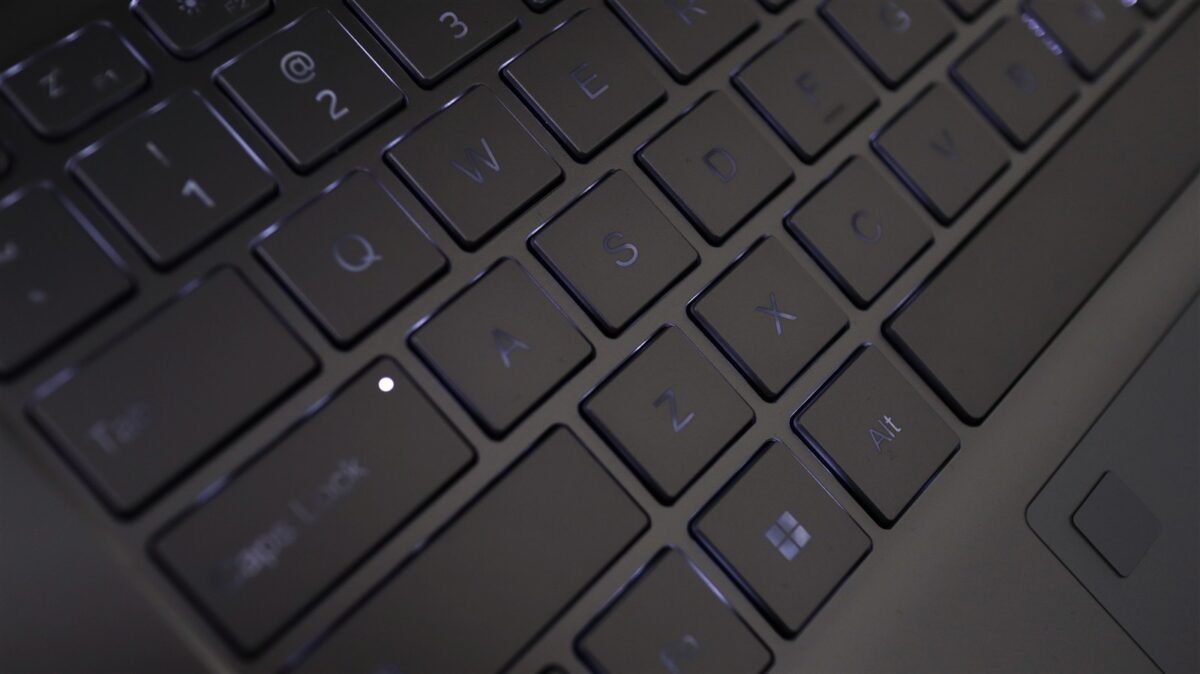 Laptop Ninkear S14 - review