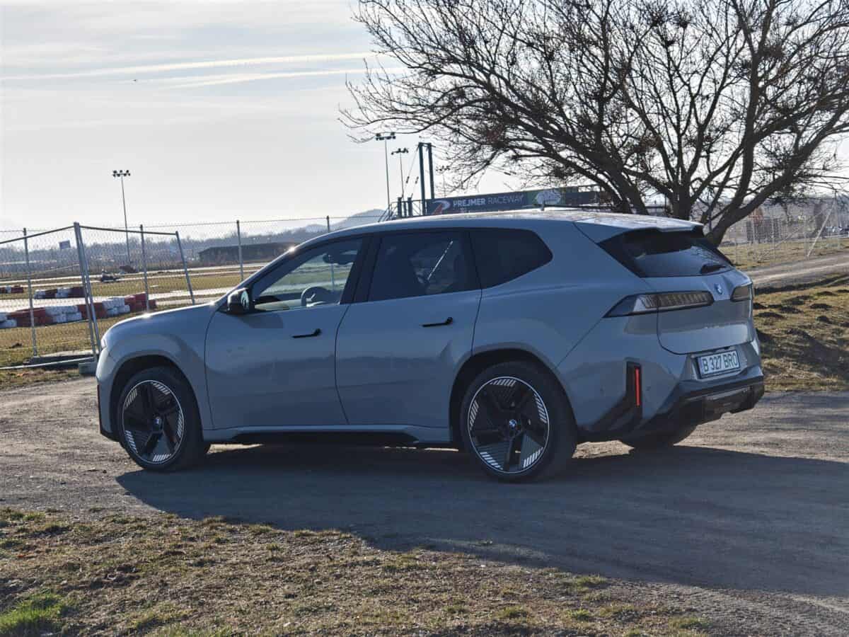 BMW iX3 - primele impresii