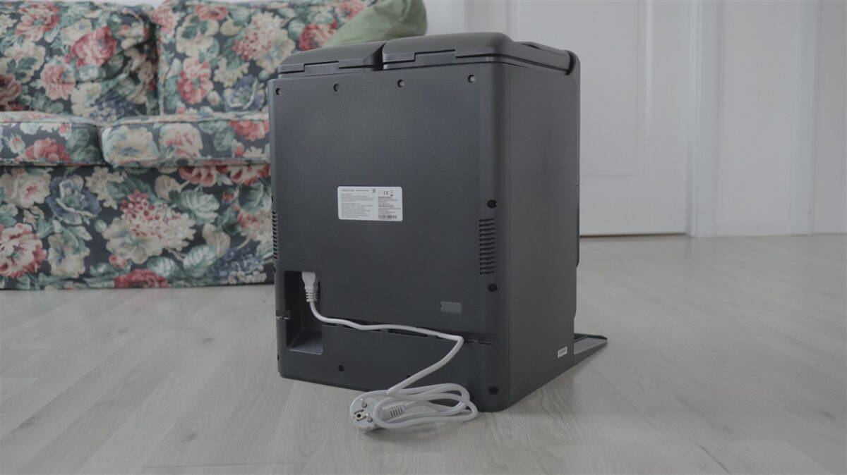 Robot de aspirare cu functie mop Roborock Saros 20 - review