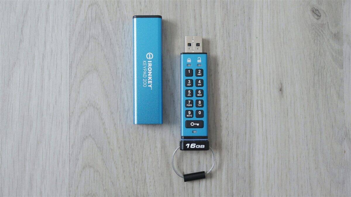 Stick memorie USB Kingston IronKey Keypad 200 de 16GB – review (Criptare Èi securitate duse la un alt nivel!)