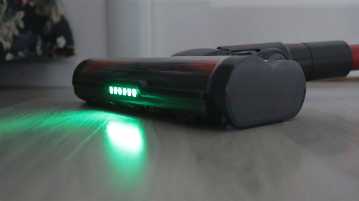 Aspirator vertical fara cablu Ultenic U16 Flex - review