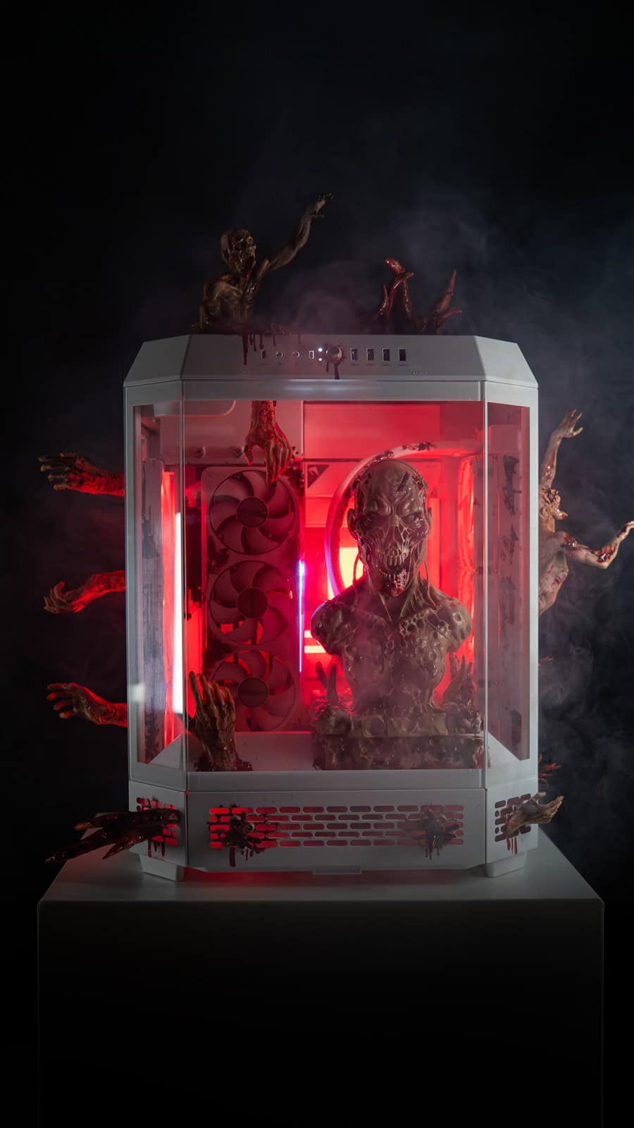Sistem PC gaming horror powered by GIGABYTE