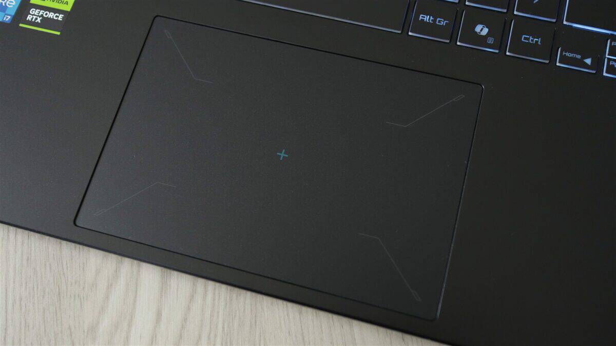Laptop gaming GIGABYTE Gaming A16 (GA6H) - review