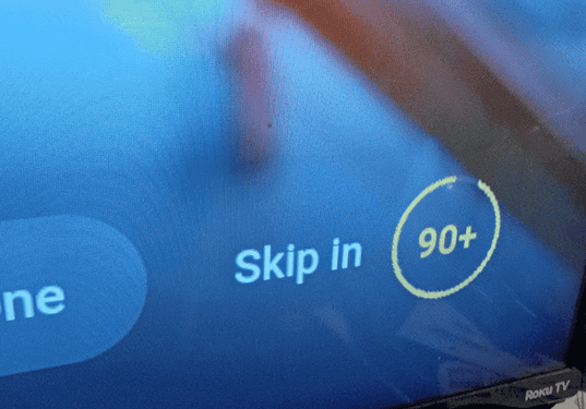 YouTube duce Åi mai departe limita de rÄbdare a utilizatorilor Åi testeazÄ reclamele de 90 de secunde fÄrÄ buton âskipâ activ (pentru aplicaÅ£ia de televizor)