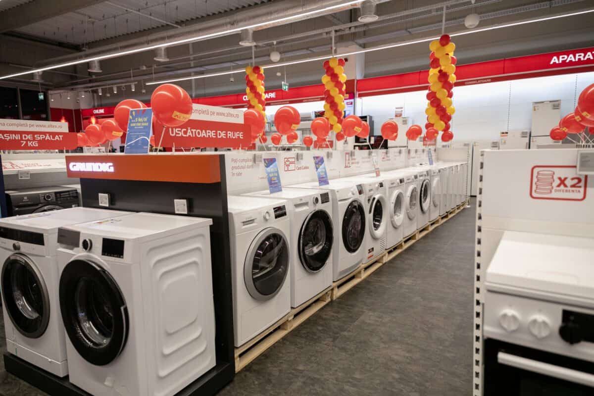Altex organizeazÄ Black Friday de primÄvarÄ Ã®n perioada 14 â 20 mai (vor fi vÃ¢ndute inclusiv apartamente)