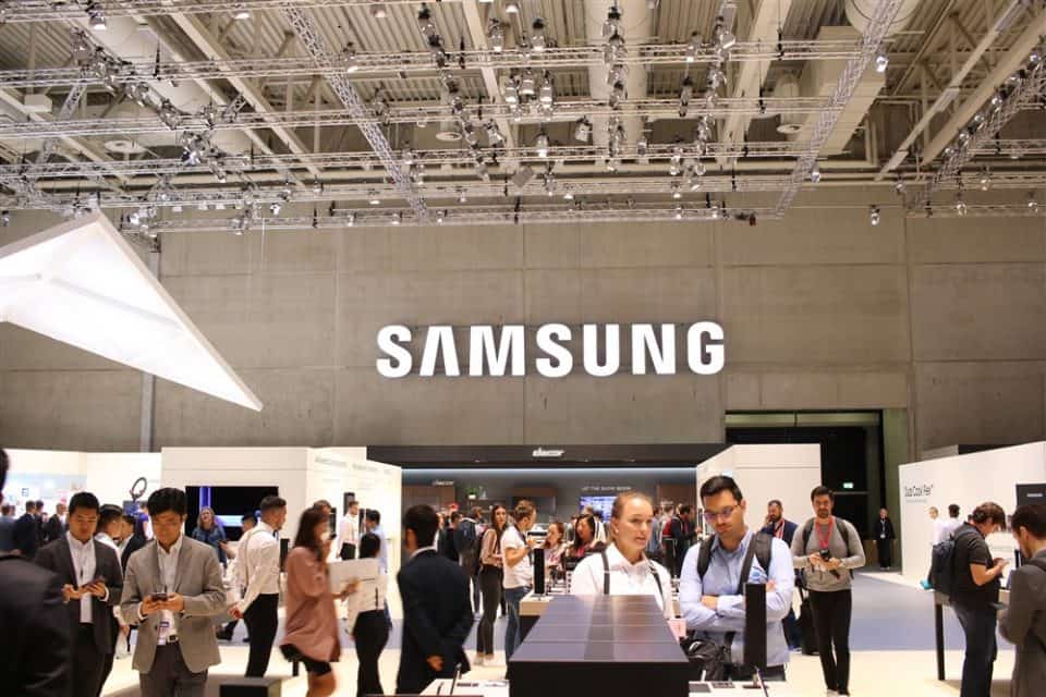 AngajaÅ£ii diviziei de semiconductori Samsung refuzÄ bonusuri de 340.000 de dolari / om Åi pregÄtesc grevÄ generalÄ