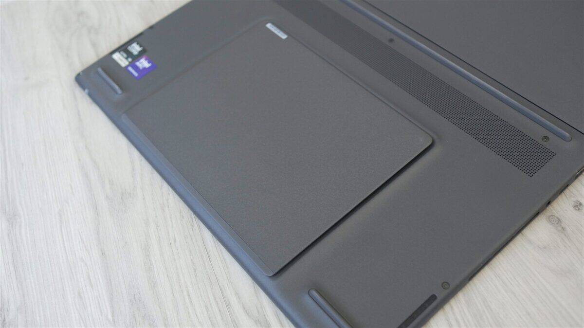 ASUS Zenbook Duo 2026 (UX8407) - review