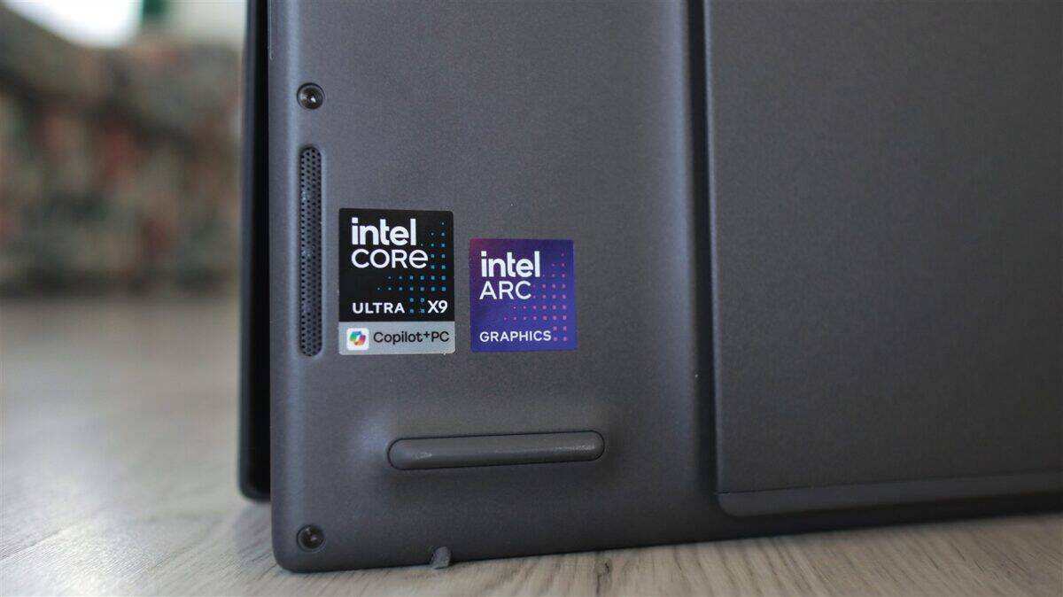 ASUS Zenbook Duo 2026 (UX8407) - review
