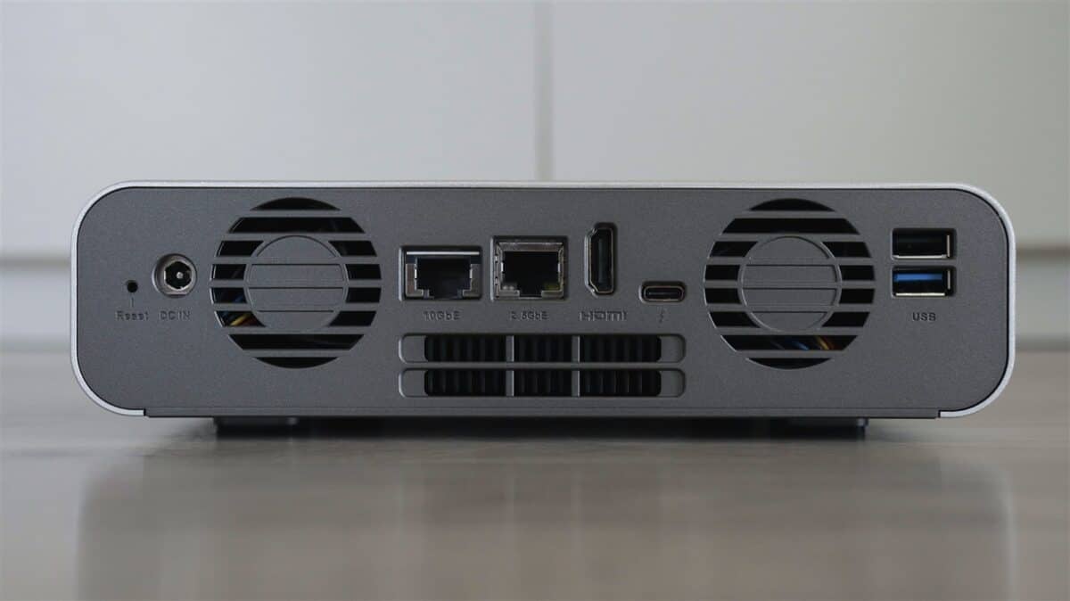 NAS QNAP TBS-h574TX - review