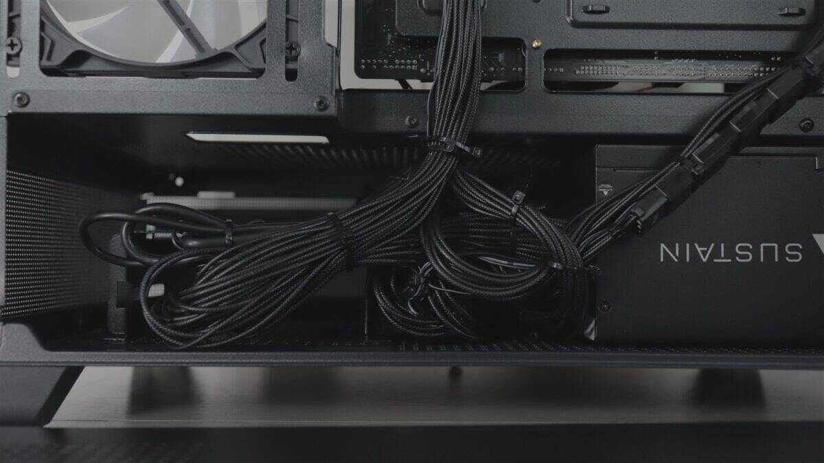PC gaming BALAUR Epic Powered by ASUS de la PC Garage - review