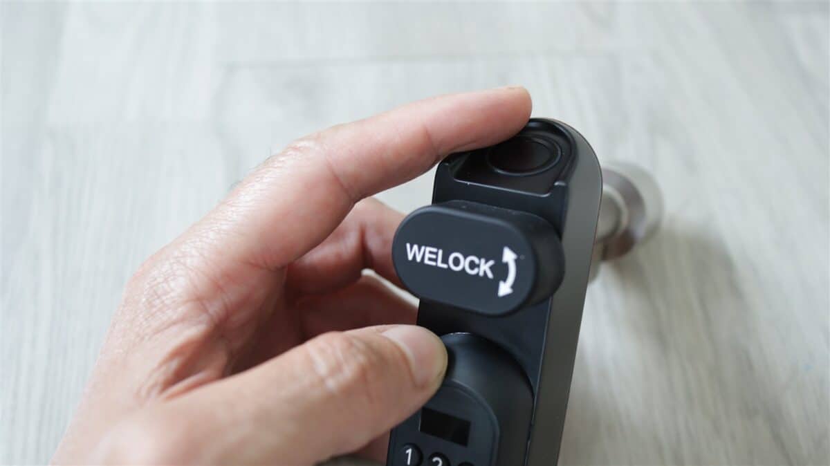 Incuietoare inteligenta WeLock U81 - review