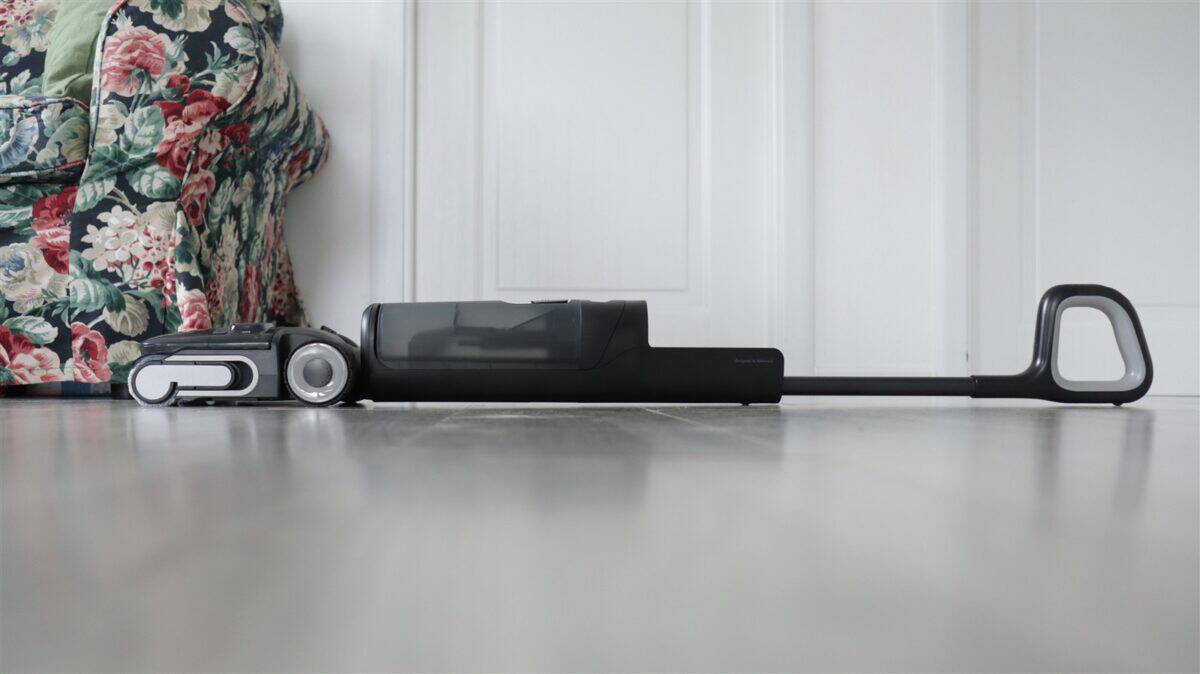 Aspirator vertical cu curÄÈare umedÄ Èi uscatÄ Roborock F25 ACE Combo – review (Aspirare Èi curÄÈare umedÄ ce necesitÄ minim de efort din partea ta)