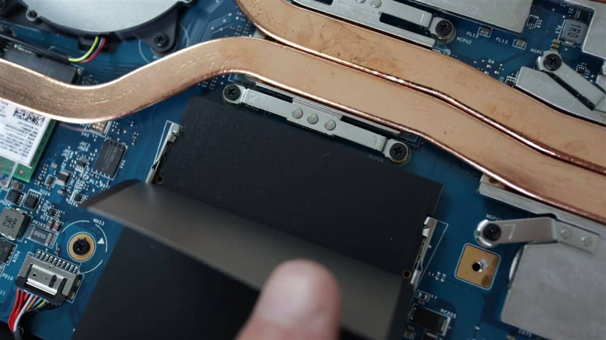 MSI Cyborg 15 Max (C2WF) - review