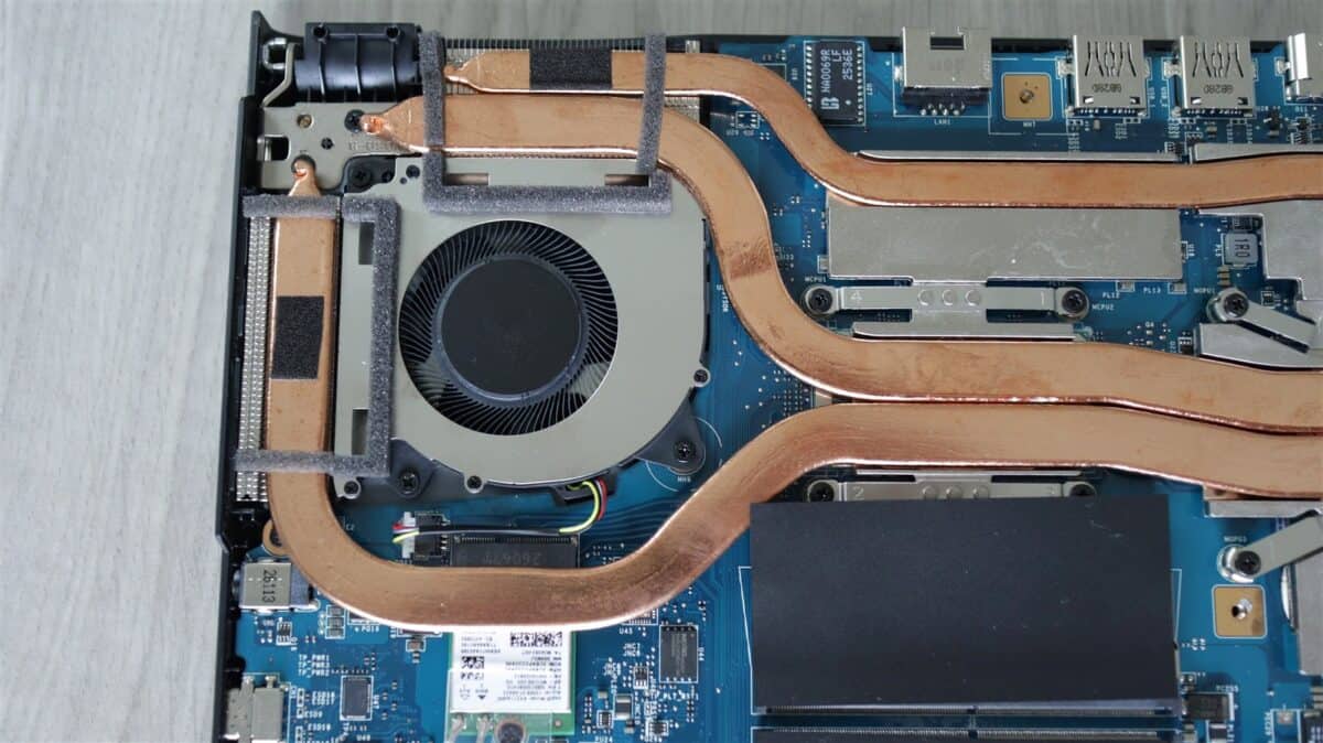 MSI Cyborg 15 Max (C2WF) - review