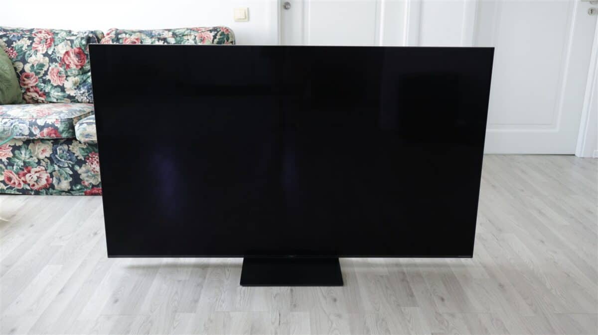 Smart TV TCL 65C7L - prezentare
