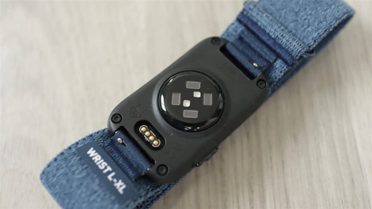 Bratara fitness Garmin Cirqa - review