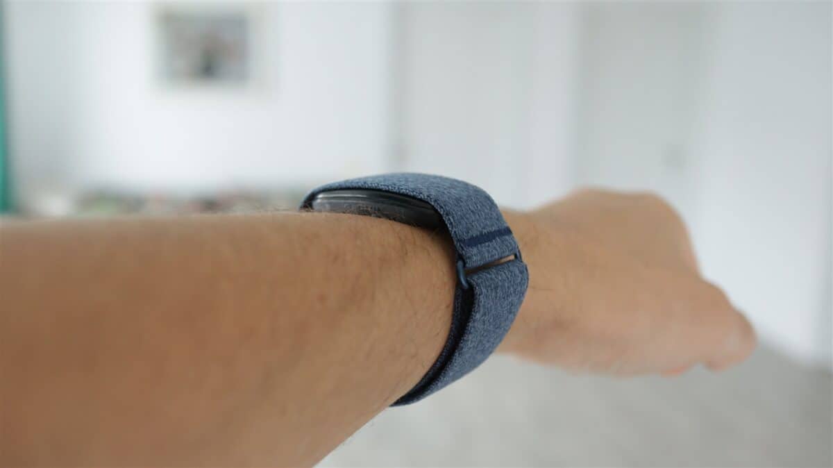 Bratara fitness Garmin Cirqa - review