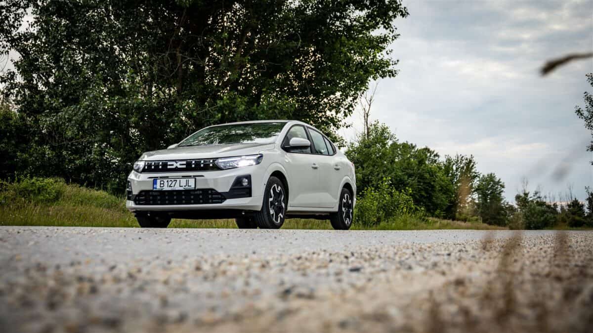 Dacia Logan ECO-G 120 M6 Journey - review