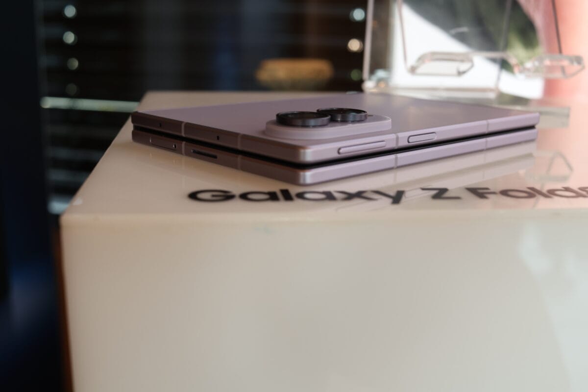 Samsung Galaxy Z Fold8 â cel mai uÈor Fold de pÃ¢nÄ acum, Ã®ntr-un format gÃ¢ndit pentru conÈinut
