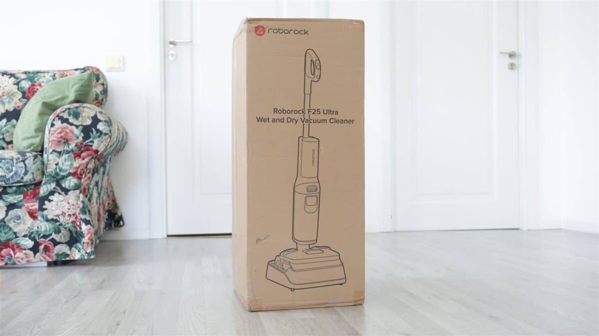 Aspirator umed-uscat Roborock F25 Ultra - review
