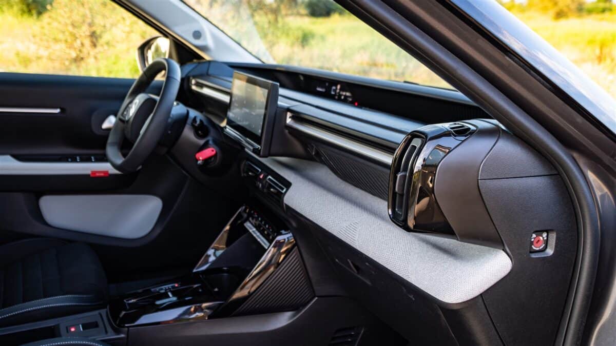 Citroen C3 Aircross Hybrid 145 - review