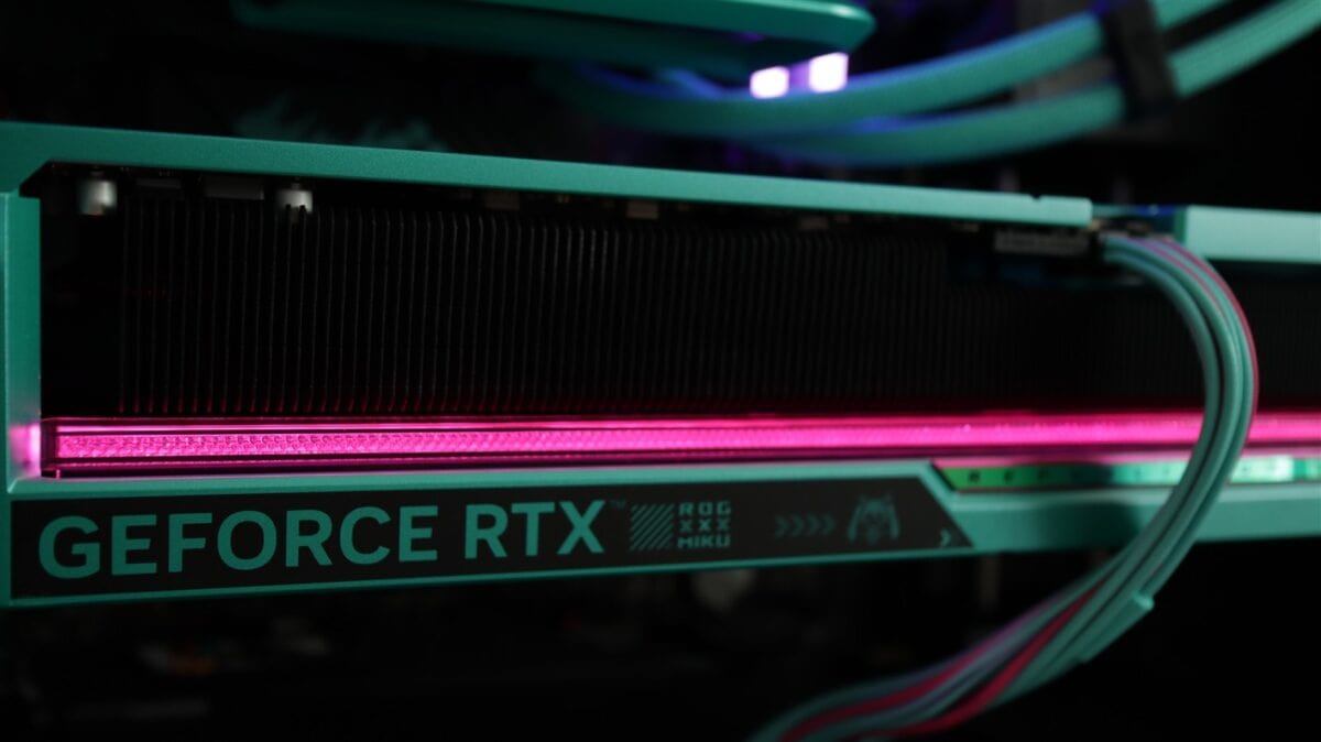 PC ASUS Hatsune Miku Edition