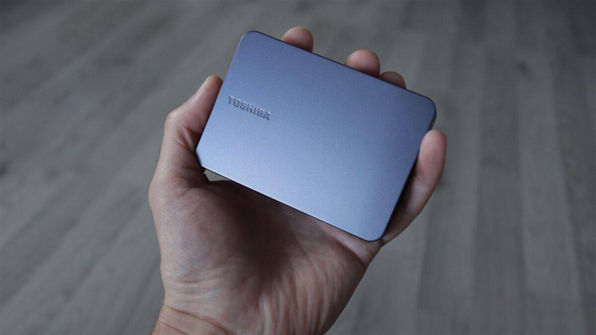 HDD extern Toshiba Canvio Gaming 4TB – review (CÃ¢nd ai nevoie oriunde de capacitate mare de stocare, dar nu neapÄrat Èi de vitezÄâ¦)