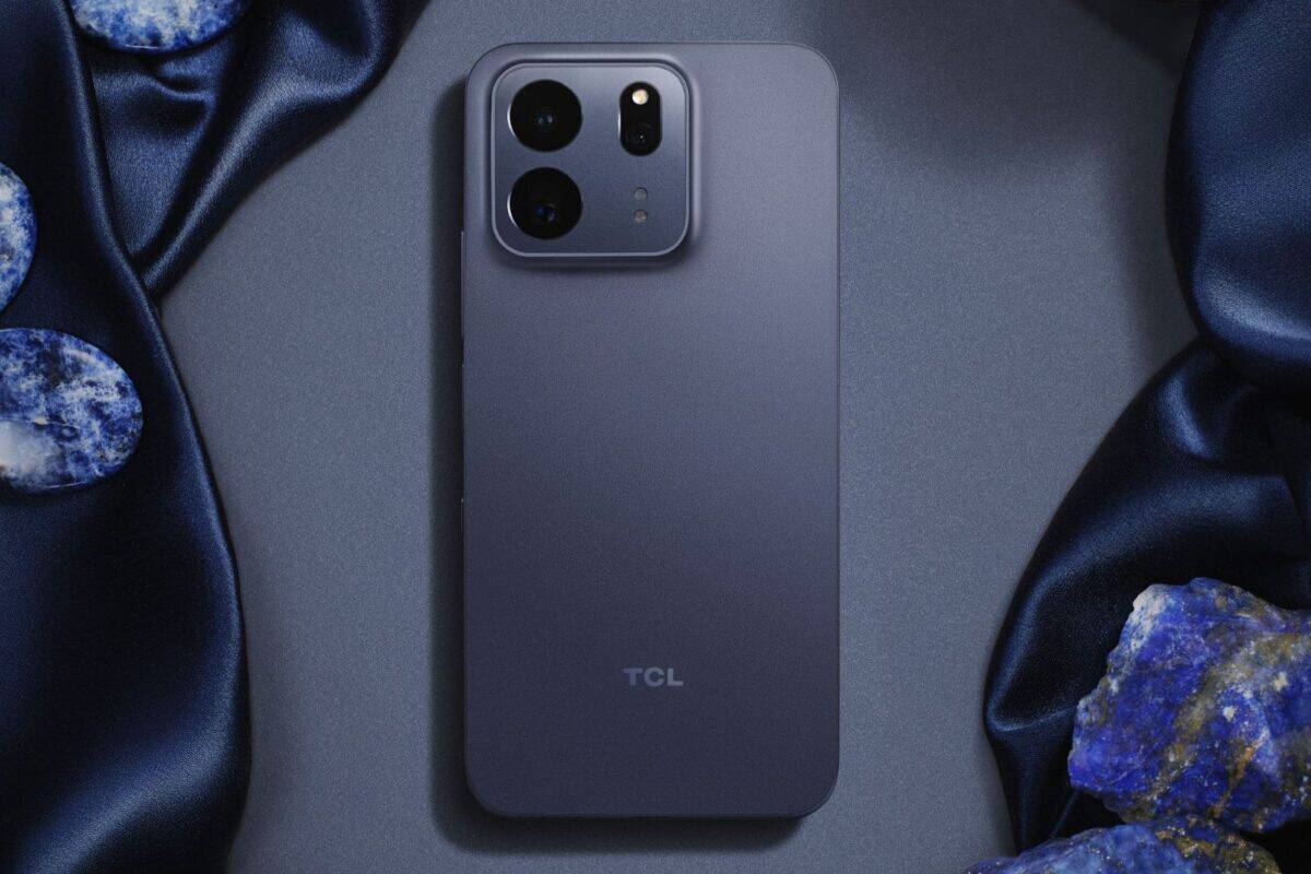 IFA 2026: TCL lanseazÄ seria de smartphone-uri P80, cu ecran NXTPAPER AMOLED Èi camerÄ periscopicÄ pe varianta Ultra