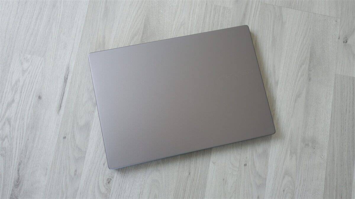 Laptop MSI Modern 16S AI+ G3M