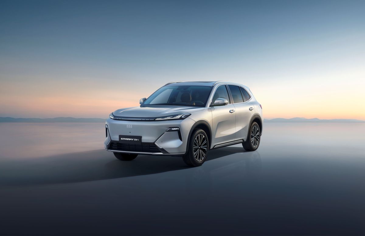Un producÄtor chinez cu prezenÅ£Ä oficialÄ Åi Ã®n RomÃ¢nia a dezvÄluit sistemul care Ã®ncarcÄ o maÅinÄ electricÄ de la 10% la 70% Ã®n 4 minute Åi 30 de secunde