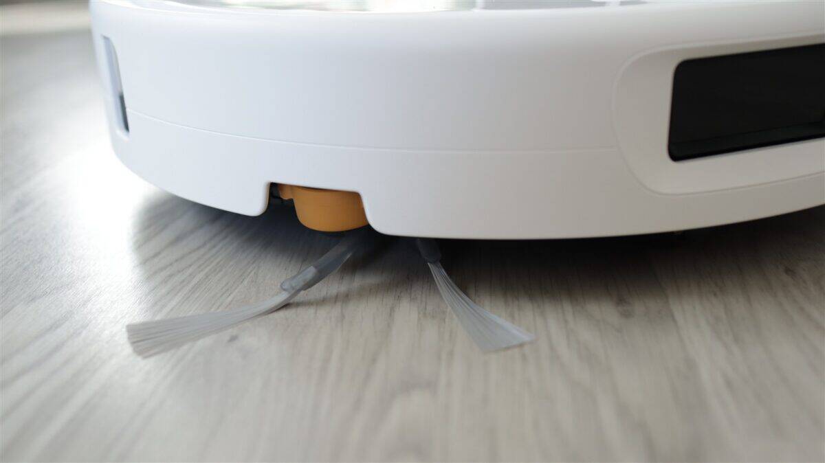 Aspirator robot cu functie mop Roborock Qrevo 2 Pro - review