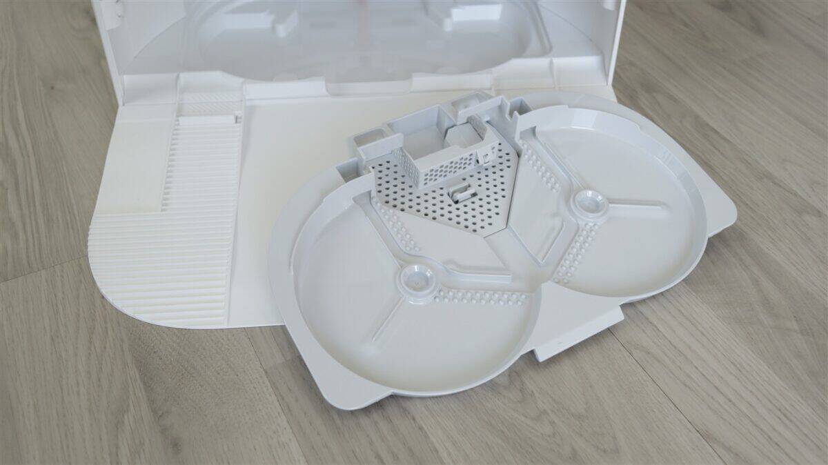 Aspirator robot cu functie mop Roborock Qrevo 2 Pro - review