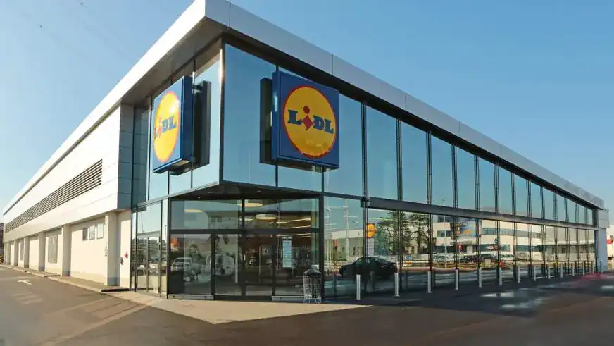 LIDL pregÄteÅte deschiderea celui mare mare magazin din RomÃ¢nia